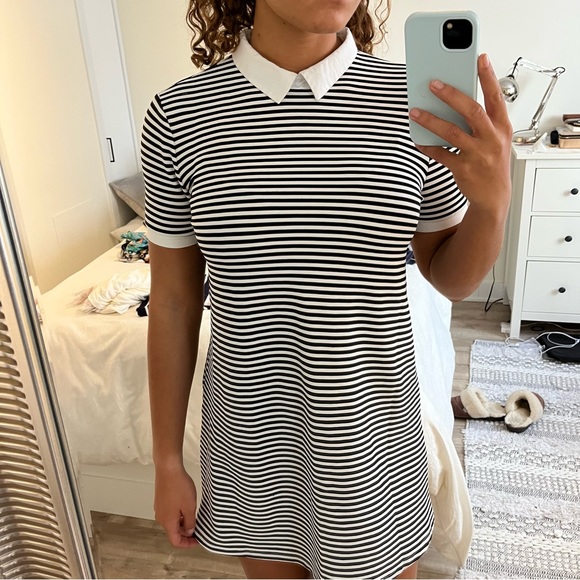 Lined dress with a collar - Picture 2 of 6